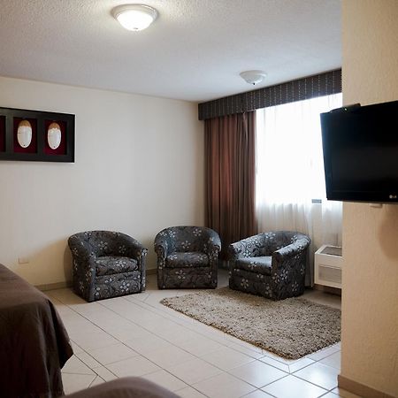 Eh Ejecutivo Urban Hotell Tepic Exteriör bild